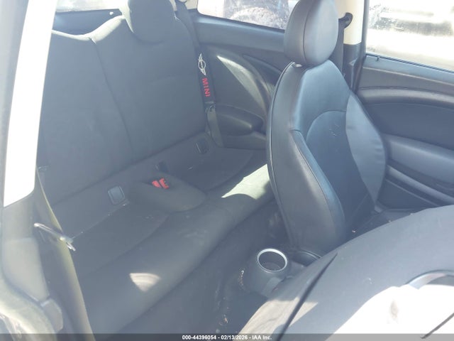 2012 MINI COOPER WMWSU3C58CT255856 Photo 7