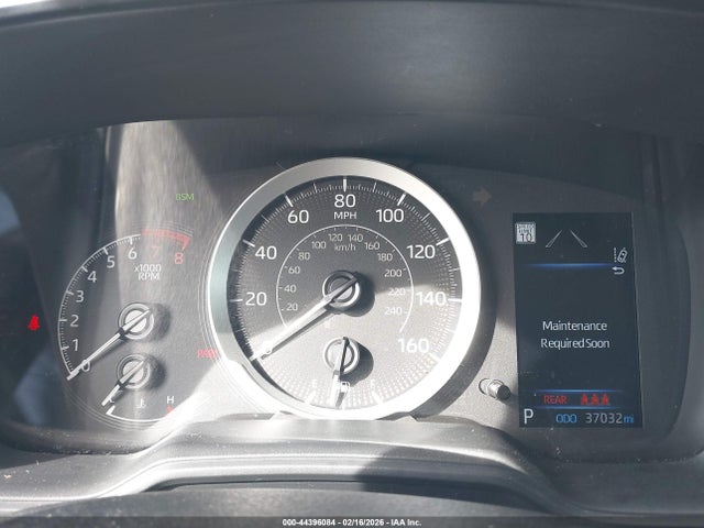 5YFVPMAE3NP300311 Toyota COROLLA LE