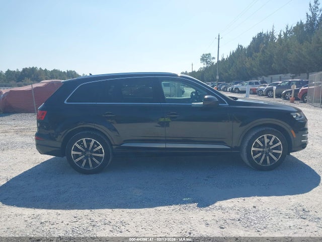 WA1LAAF77HD011922 Audi Q7 3.0t Premium
