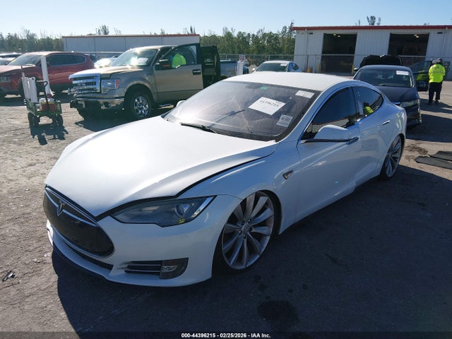 Aukcja sprzedaży 2013 Tesla Model S, vin: 5YJSA1CN7DFP20339, numer aukcji: 44396215