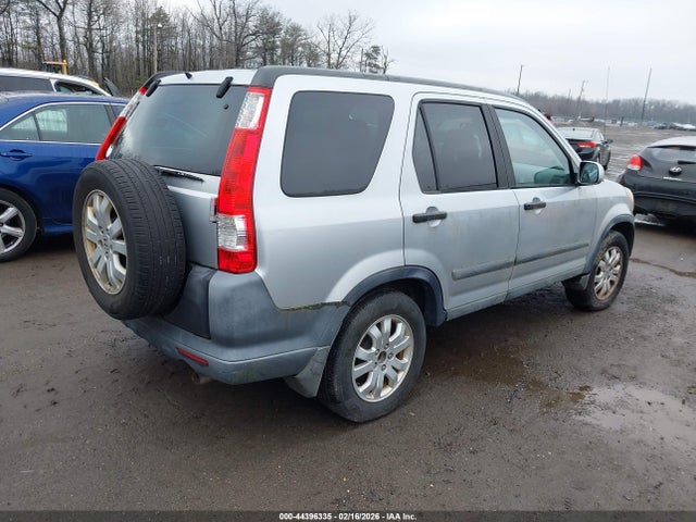 2005 HONDA CR-V SHSRD78865U301520 Photo 3