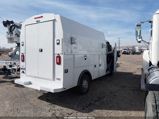 3C7WRVKG4JE102131 RAM Promaster 3500 Cutaway Low Roof