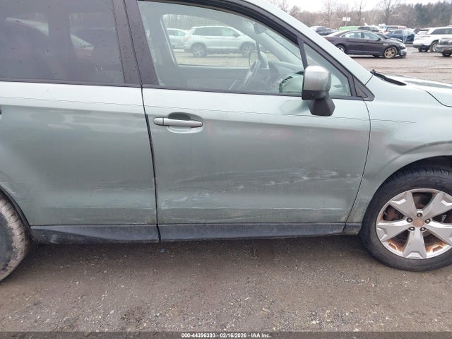 Продажа на аукционе авто 2015 Subaru Forester 2.5i Premium, vin: JF2SJAFC3FH574147, номер лота: 44396393