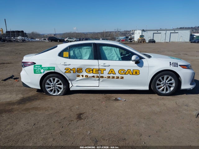 4T1C11AK9MU486298 Toyota CAMRY LE
