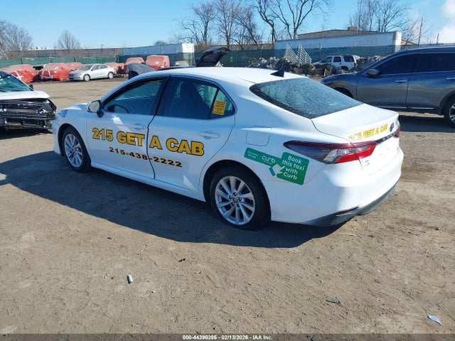 4T1C11AK9MU486298 Toyota CAMRY LE