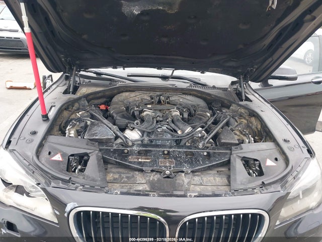 Продажа на аукционе авто 2013 Bmw 750li, vin: WBAYE8C52DD131825, номер лота: 44396399