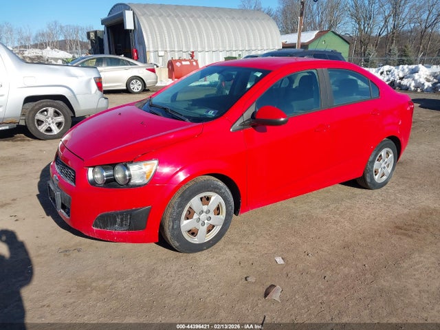 2015 CHEVROLET SONIC 1G1JA5SGXF4104367 Photo 1