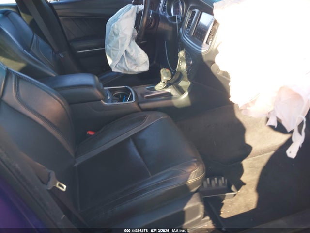 44396476 :رقم المزاد ، 2C3CDXJG7KH523864 vin ، 2019 Dodge Charger Sxt Awd مزاد بيع