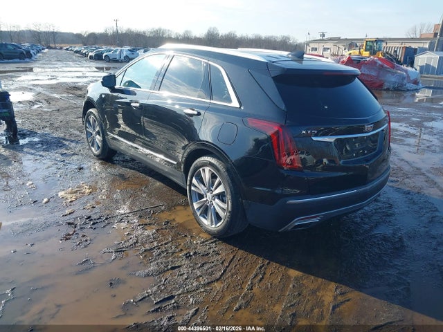 2023 CADILLAC XT5 1GYKNCR46PZ227727 Photo 2