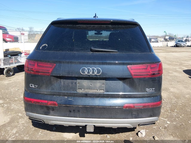Audi Q7 3.0t Premium 2018 WA1VABF76JD016551 Image 17