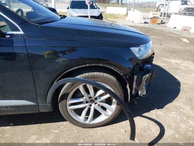 Audi Q7 3.0t Premium 2018 WA1VABF76JD016551 Image 18