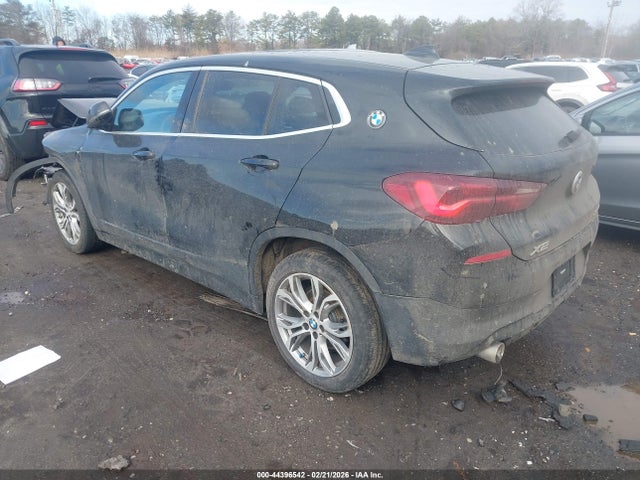 2022 BMW X2 WBXYJ1C02N5U29297 Photo 2