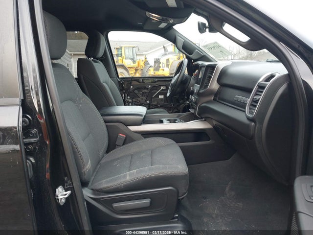 44396551 :رقم المزاد ، 1C6RRFFG1KN878182 vin ، 2019 Ram 1500 Big Horn/lone Star مزاد بيع