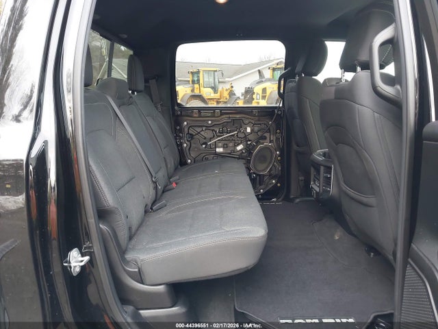 44396551 :رقم المزاد ، 1C6RRFFG1KN878182 vin ، 2019 Ram 1500 Big Horn/lone Star مزاد بيع