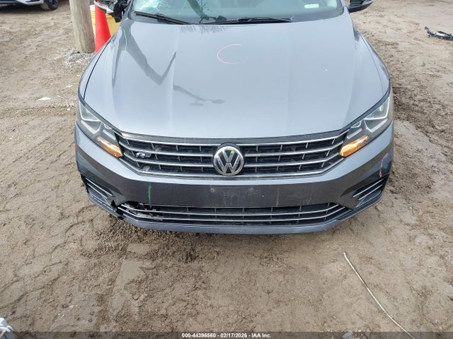 44396560 :رقم المزاد ، 1VWDT7A32HC056376 vin ، 2017 Volkswagen Passat 1.8t R-line مزاد بيع