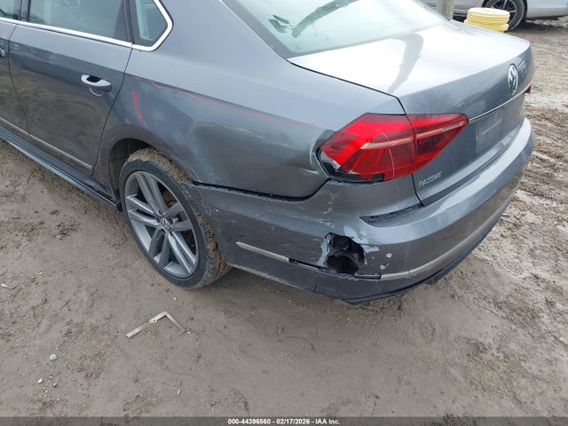 44396560 :رقم المزاد ، 1VWDT7A32HC056376 vin ، 2017 Volkswagen Passat 1.8t R-line مزاد بيع