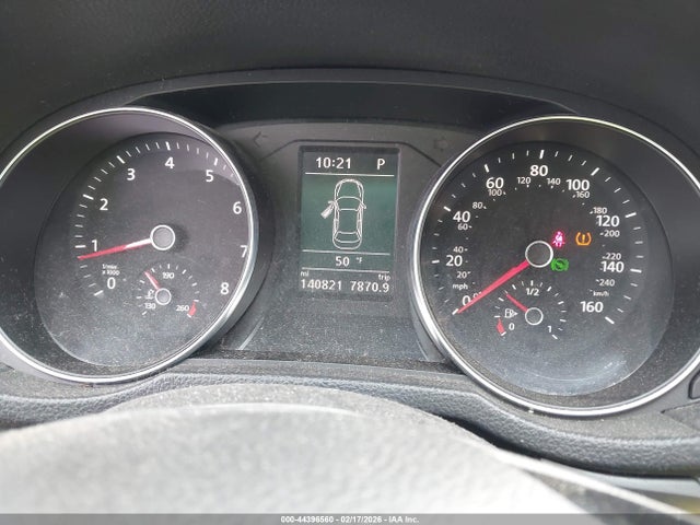 44396560 :رقم المزاد ، 1VWDT7A32HC056376 vin ، 2017 Volkswagen Passat 1.8t R-line مزاد بيع