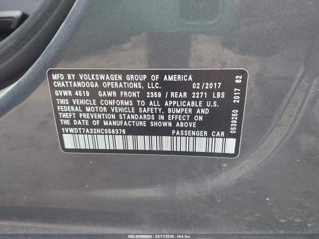44396560 :رقم المزاد ، 1VWDT7A32HC056376 vin ، 2017 Volkswagen Passat 1.8t R-line مزاد بيع
