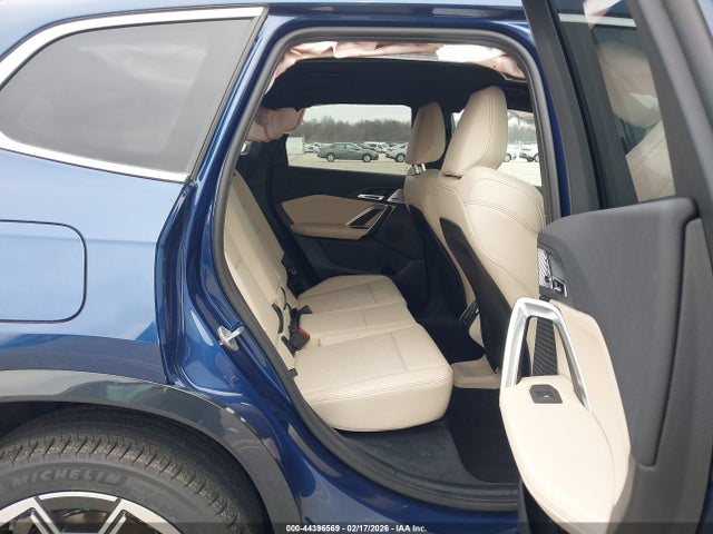 2025 BMW X1 WBX73EF01S5390576 Photo 7