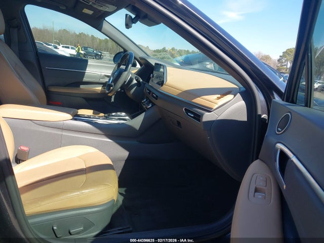 2020 Hyundai Sonata Limited მანქანა იყიდება აუქციონზე, vin: 5NPEH4J2XLH043841, აუქციონის ნომერი: 44396625