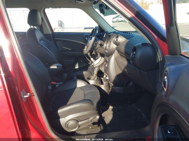 2015 MINI COUNTRYMAN WMWZC5C53FWP46688 Photo 4