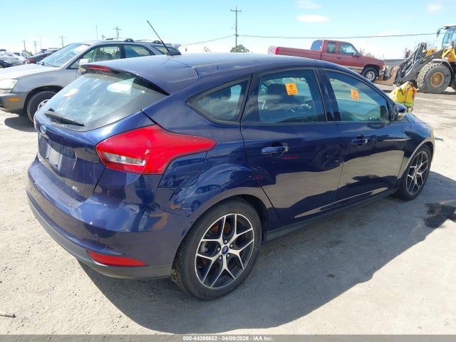 Ford FOCUS SEL 2017 1FADP3M2XHL211524 Image 4