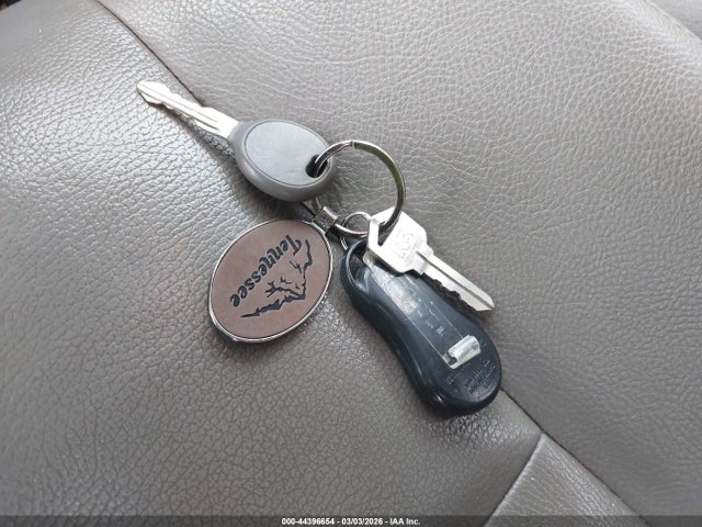 2003 CHRYSLER TOWN & COUNTRY 2C8GP64L03R271389 Photo 10