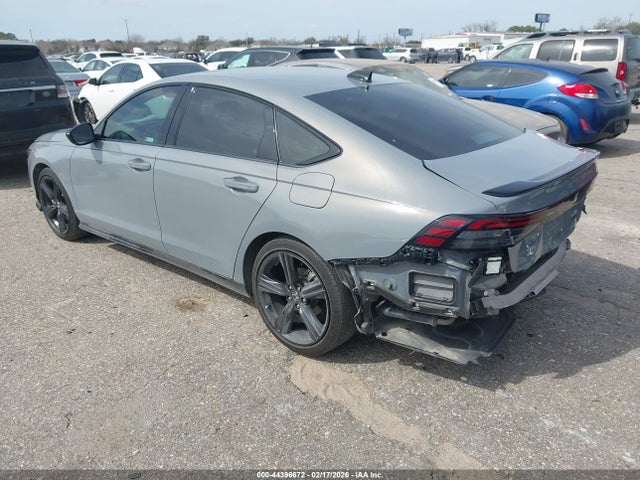 2024 HONDA ACCORD HYBRID 1HGCY2F76RA060816 Photo 2