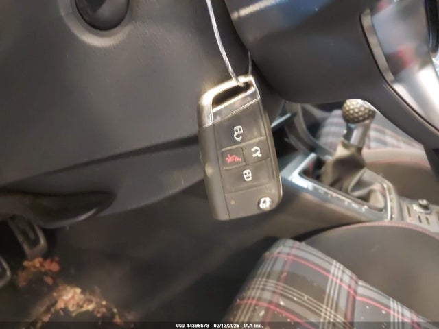 Продажа на аукционе авто 2019 Volkswagen Golf Gti 2.0t Autobahn/2.0t Rabbit Edition/2.0t S/2.0t Se, vin: 3VW5T7AU2KM005639, номер лота: 44396678