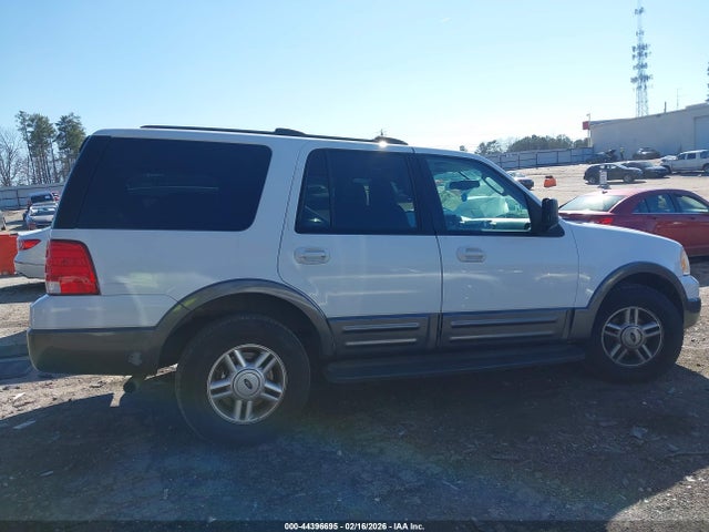2004 Ford Expedition Xlt მანქანა იყიდება აუქციონზე, vin: 1FMPU16W94LB44764, აუქციონის ნომერი: 44396695