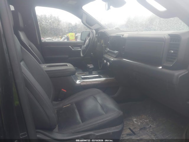 2022 GMC SIERRA 1500 3GTUUCET5NG559797 Photo 4