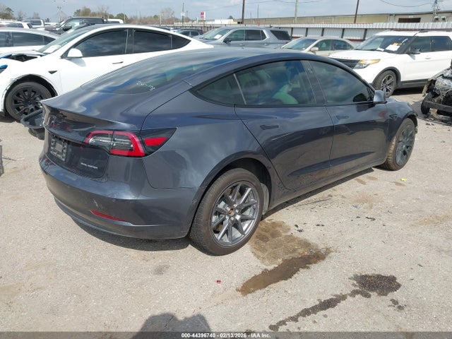 2021 TESLA MODEL 3 5YJ3E1EBXMF072037 Photo 3