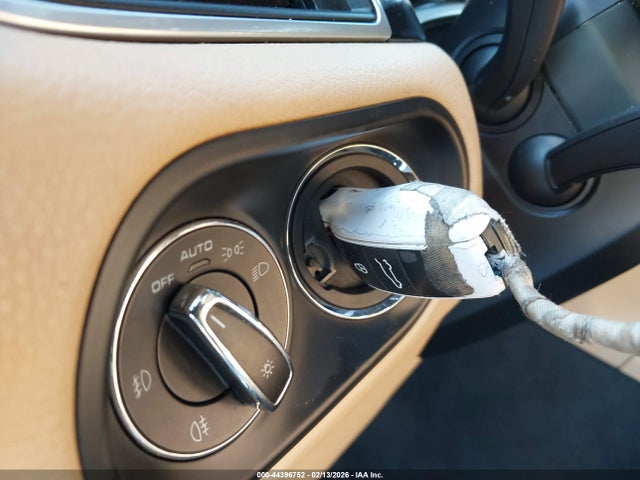 2017 PORSCHE MACAN WP1AB2A59HLB14303 Photo 10