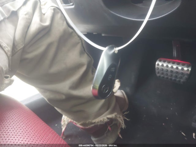 44396754 :رقم المزاد ، W1KAF4HB0PR152288 vin ، 2023 Mercedes-benz C 300 4matic مزاد بيع
