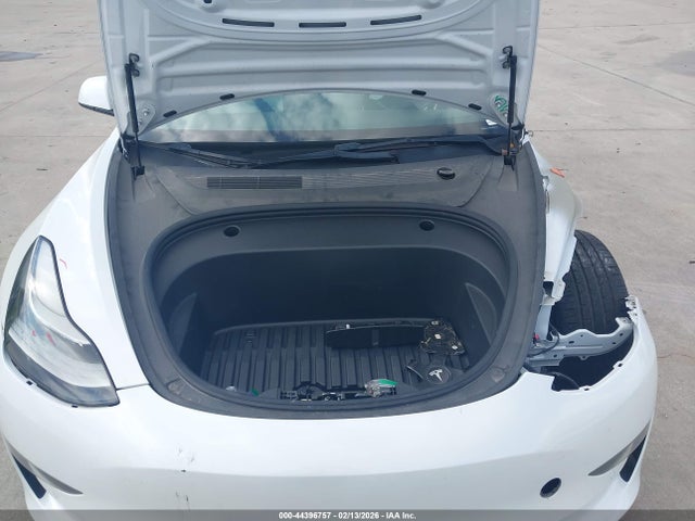 Продажа на аукционе авто 2022 Tesla Model 3 Long Range Dual Motor All-wheel Drive, vin: 5YJ3E1EB8NF128011, номер лота: 44396757