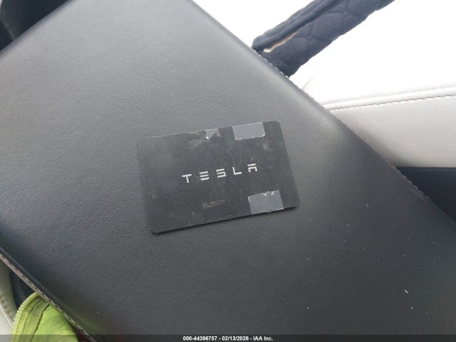 Продажа на аукционе авто 2022 Tesla Model 3 Long Range Dual Motor All-wheel Drive, vin: 5YJ3E1EB8NF128011, номер лота: 44396757