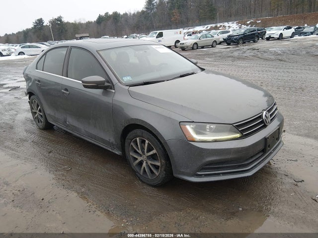 44396785 :رقم المزاد ، 3VWDB7AJ4HM259236 vin ، 2017 Volkswagen Jetta 1.4t Se مزاد بيع