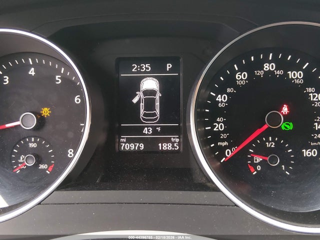 44396785 :رقم المزاد ، 3VWDB7AJ4HM259236 vin ، 2017 Volkswagen Jetta 1.4t Se مزاد بيع