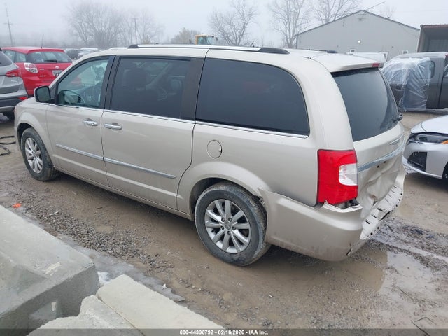44396792 :رقم المزاد ، 2C4RC1GG0FR728861 vin ، 2015 Chrysler Town & Country Limited Platinum مزاد بيع