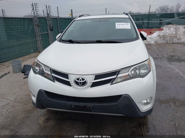 2015 Toyota Rav4 Xle მანქანა იყიდება აუქციონზე, vin: JTMRFREV8FD158473, აუქციონის ნომერი: 44396795