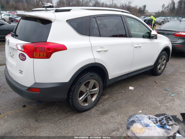 2015 Toyota Rav4 Xle მანქანა იყიდება აუქციონზე, vin: JTMRFREV8FD158473, აუქციონის ნომერი: 44396795