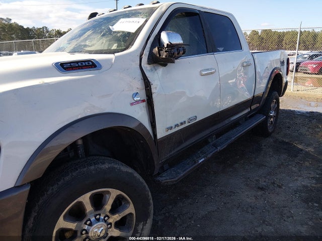 Продажа на аукционе авто 2022 Ram 2500 Limited Longhorn  4x4 6'4 Box, vin: 3C6UR5GL9NG128820, номер лота: 44396818