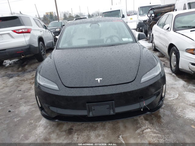 Продажа на аукционе авто 2024 Tesla Model 3 Performance All-wheel Drive, vin: 5YJ3E1ET7RF806715, номер лота: 44396846