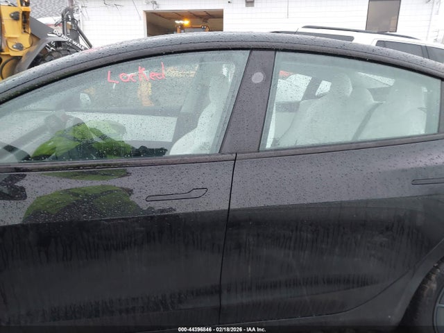 Продажа на аукционе авто 2024 Tesla Model 3 Performance All-wheel Drive, vin: 5YJ3E1ET7RF806715, номер лота: 44396846