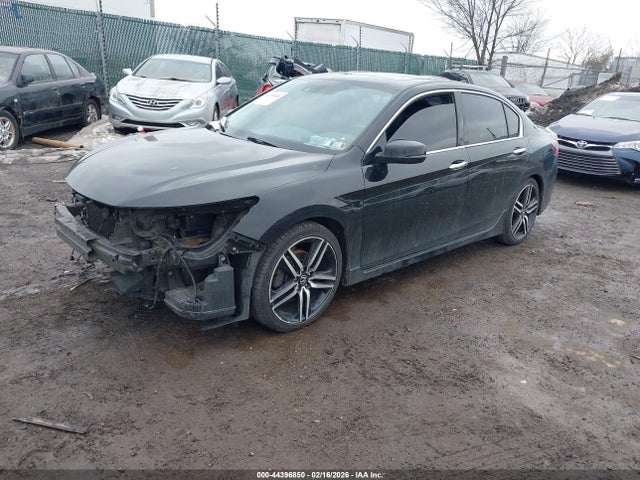 1HGCR3F96GA019085 Honda Accord Touring