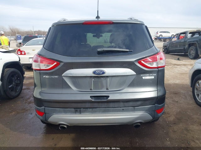 44396856 :رقم المزاد ، 1FMCU0J91GUC57715 vin ، 2016 Ford Escape Titanium مزاد بيع