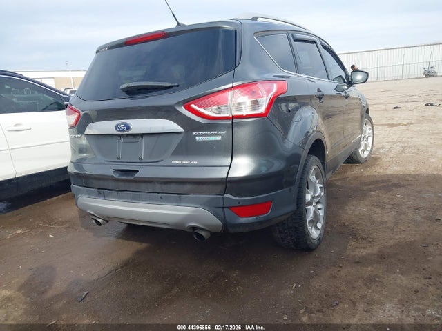 44396856 :رقم المزاد ، 1FMCU0J91GUC57715 vin ، 2016 Ford Escape Titanium مزاد بيع