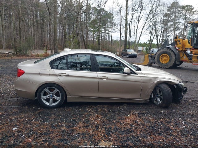 44396860 :رقم المزاد ، WBA3B5C56EP543828 vin ، 2014 Bmw 328i Xdrive مزاد بيع