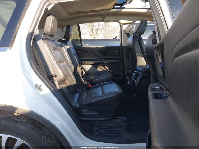 Продаж на аукціоні авто 2023 Lincoln Aviator Reserve, vin: 5LM5J7WC6PGL04165, номер лоту: 44396889
