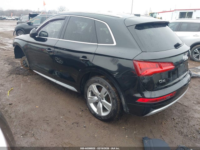 2018 AUDI Q5 WA1BNAFY1J2203847 Photo 2